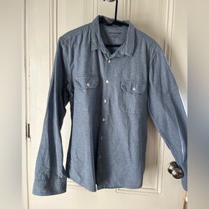 Men’s chambray shirt L
